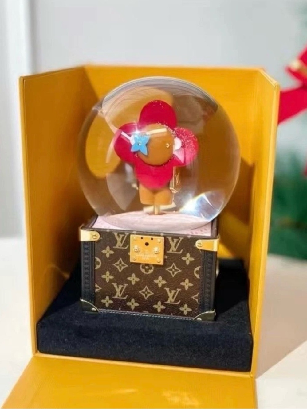 Novelty Monogram Globe